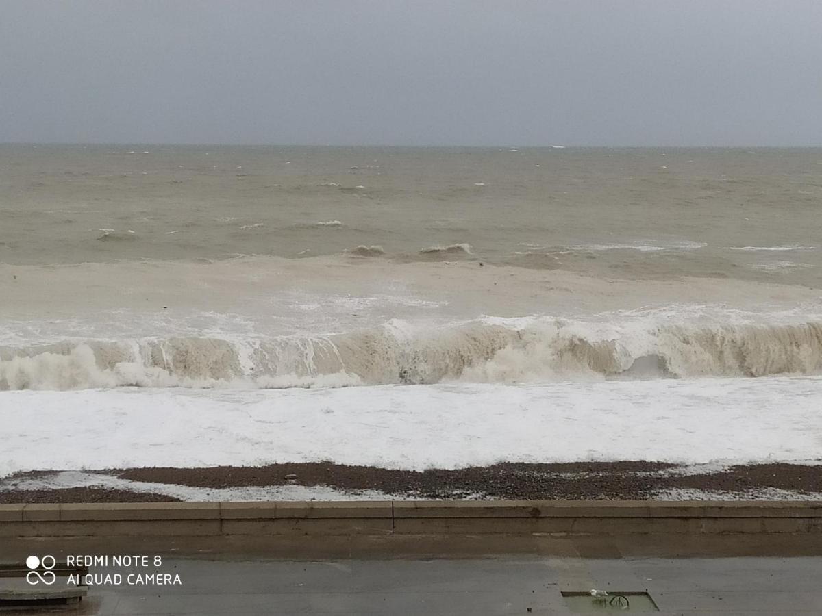 L' Entre Mer Et Falaise Le Tréport Exteriör bild